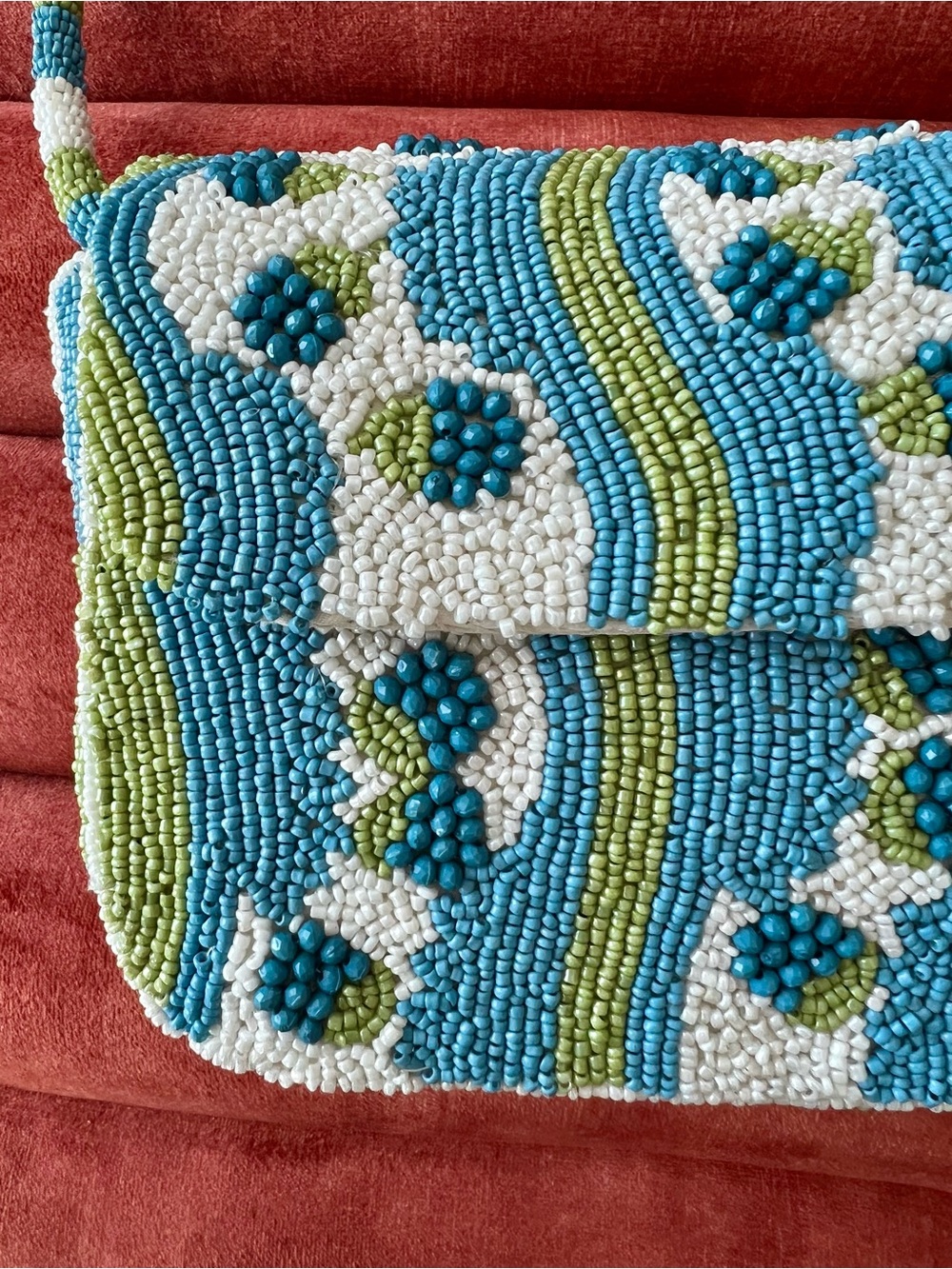 NWT Viral Blackberry Blueberry Beaded Blue & Green Shoulder Bag - Picture 2 of 11
